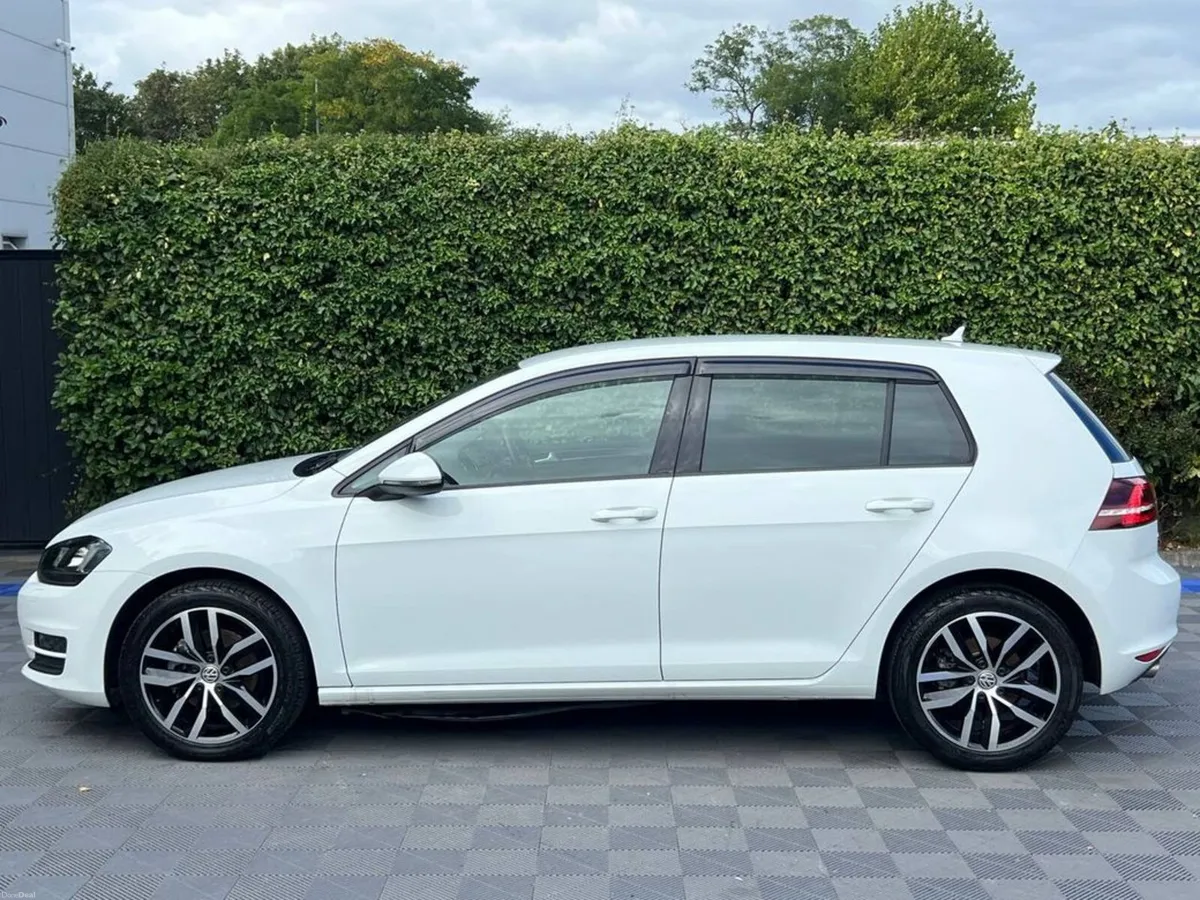 Volkswagen Golf HIGHLINE 1.4 TSI AUTO // APPLE CAR - Image 3