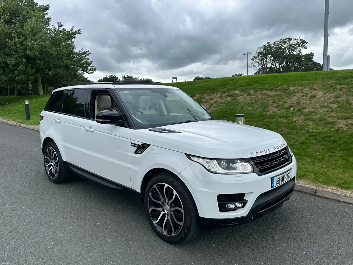 Range Rover Sport Sunroof 7 Seats - Image 1