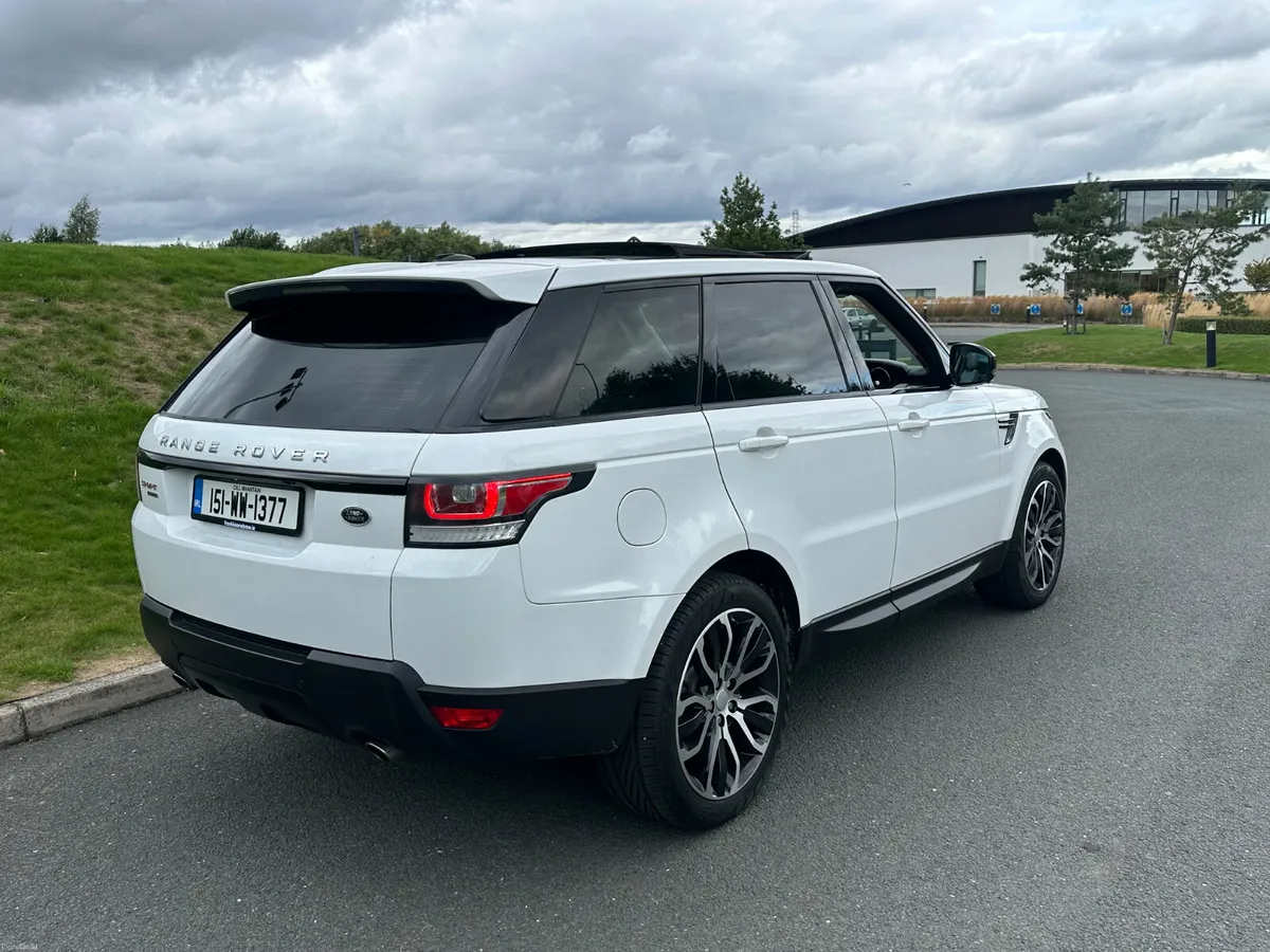 Range Rover Sport Sunroof 7 Seats - Image 4