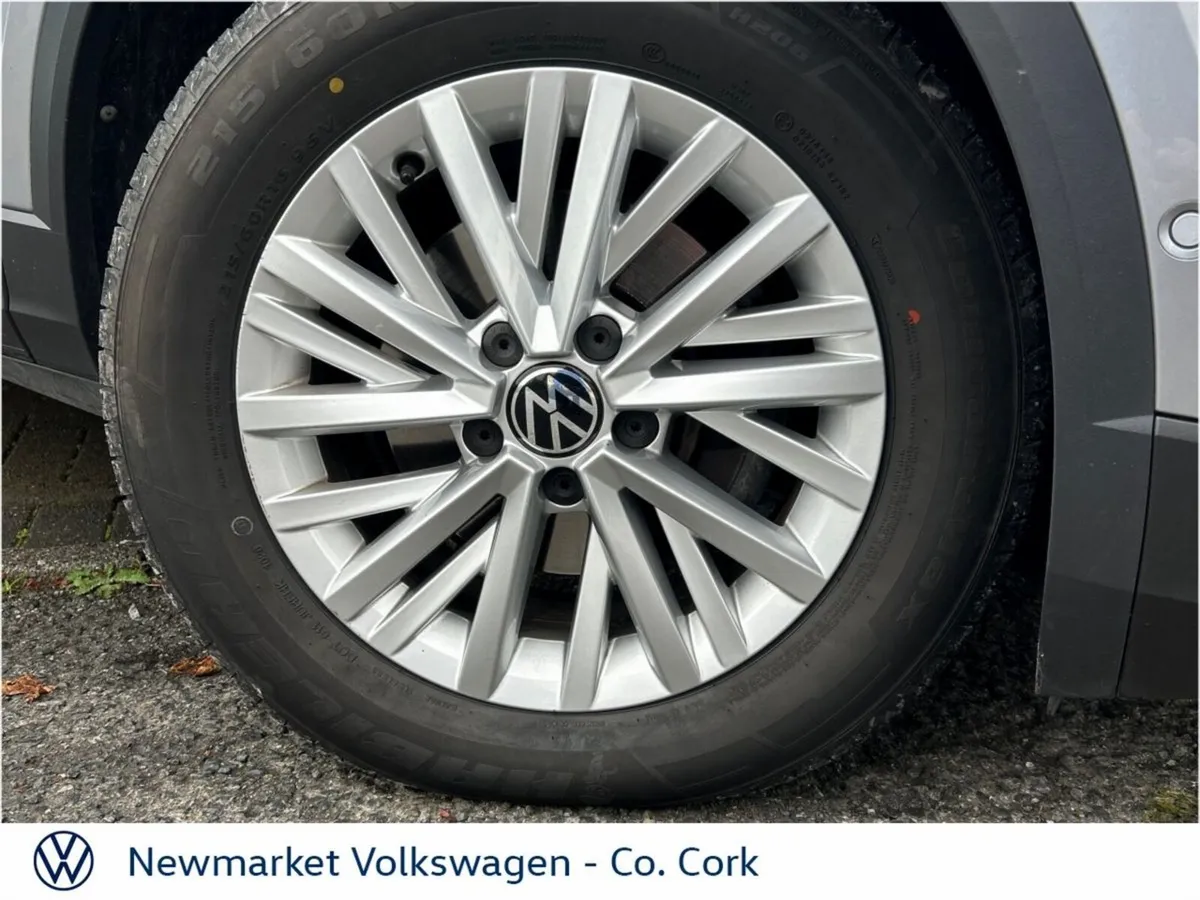Volkswagen T-Roc 2.0TDI 116BHP 6 SPEED LIFE LOW KM - Image 2