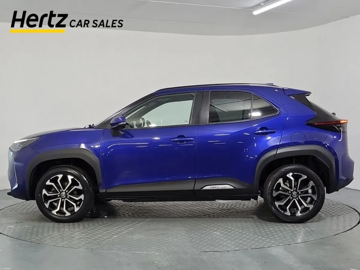 Toyota Yaris Cross DESIGN HEV 1.5 Petrol Automatic - Image 3