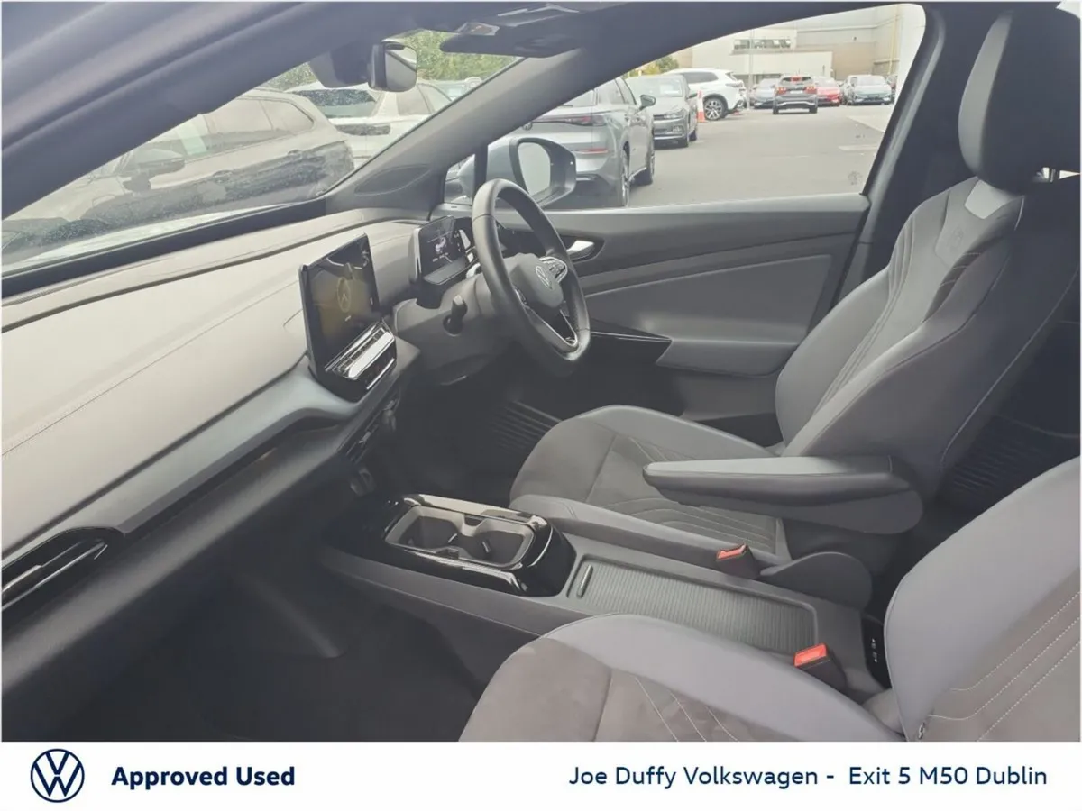 Volkswagen ID.4 LIFE 52kWh 148HP AUTO - Image 3