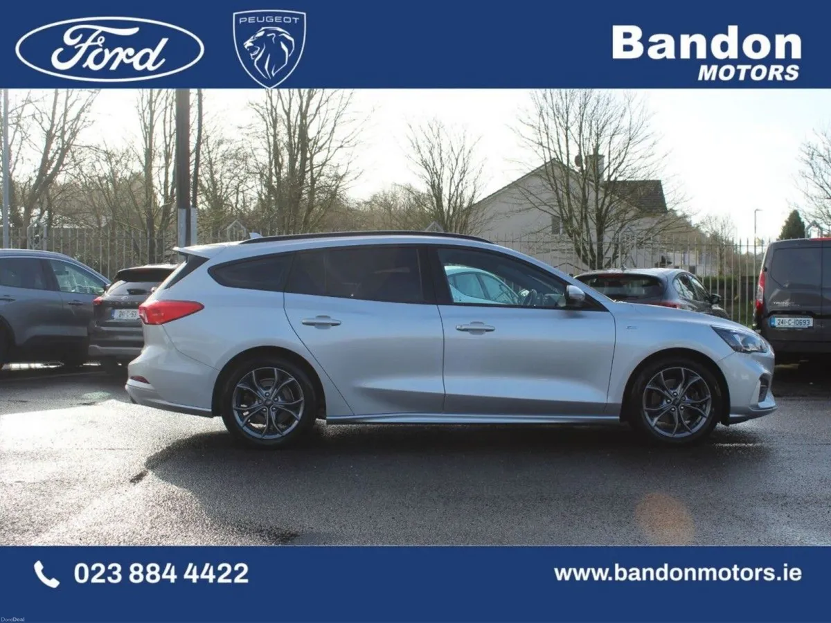 Ford Focus 1.5 TDCi 120PS ST-Line Estate. Price re - Image 4