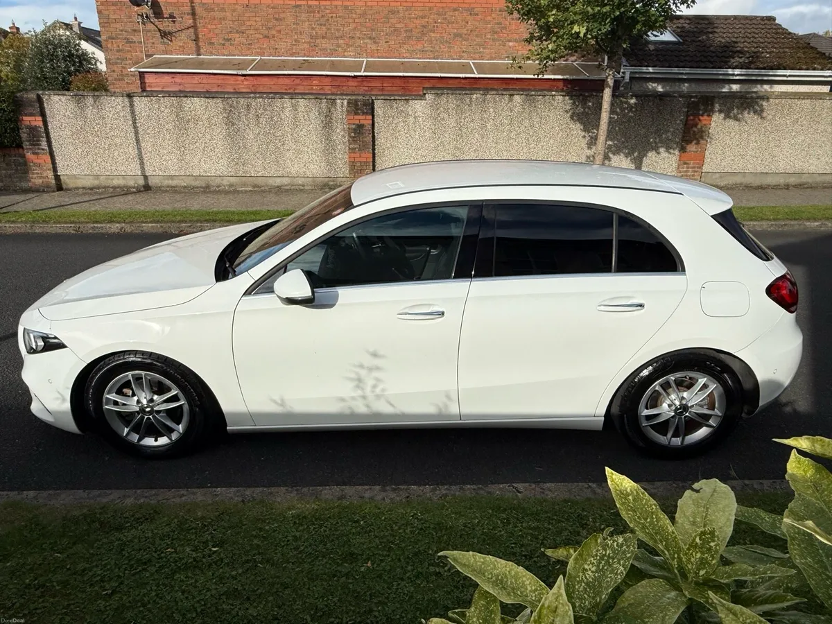182 Mercedes A Class Auto NEW NCT 08/28 - Image 5