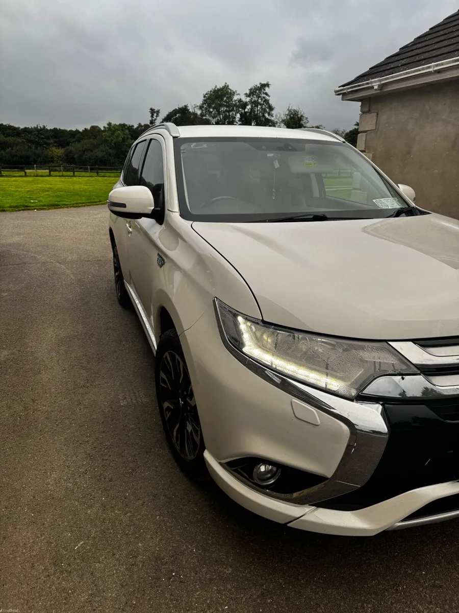 Mitsubishi Outlander 2017 - Image 6