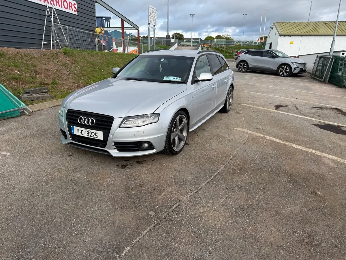 Audi A4 Avant S-Line - Image 2