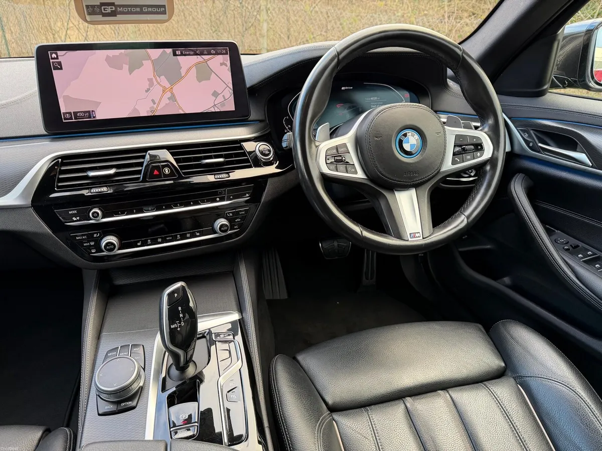 Car - Image 4