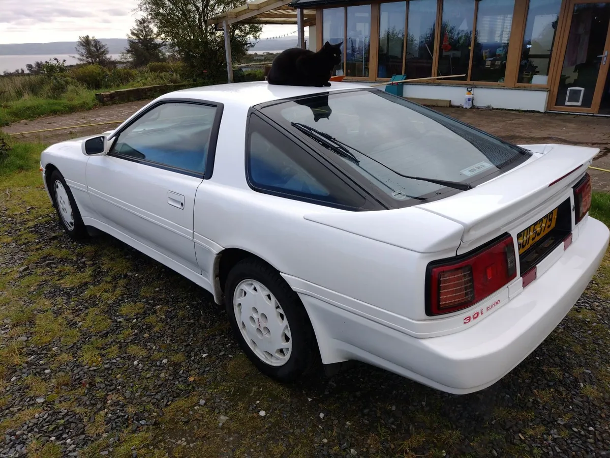 Toyota Supra 1990 - Image 5