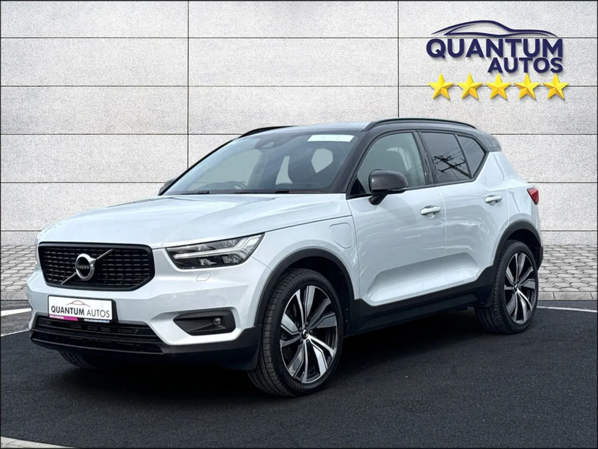 Volvo XC40 2022 R-DESIGN PRO 1.5 PETROL PLUG IN HY - Image 3