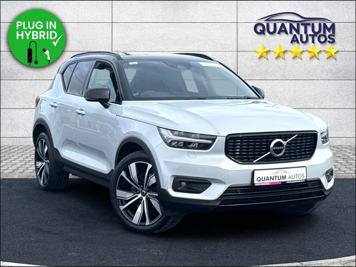 Volvo XC40 2022 R-DESIGN PRO 1.5 PETROL PLUG IN HY - Image 1
