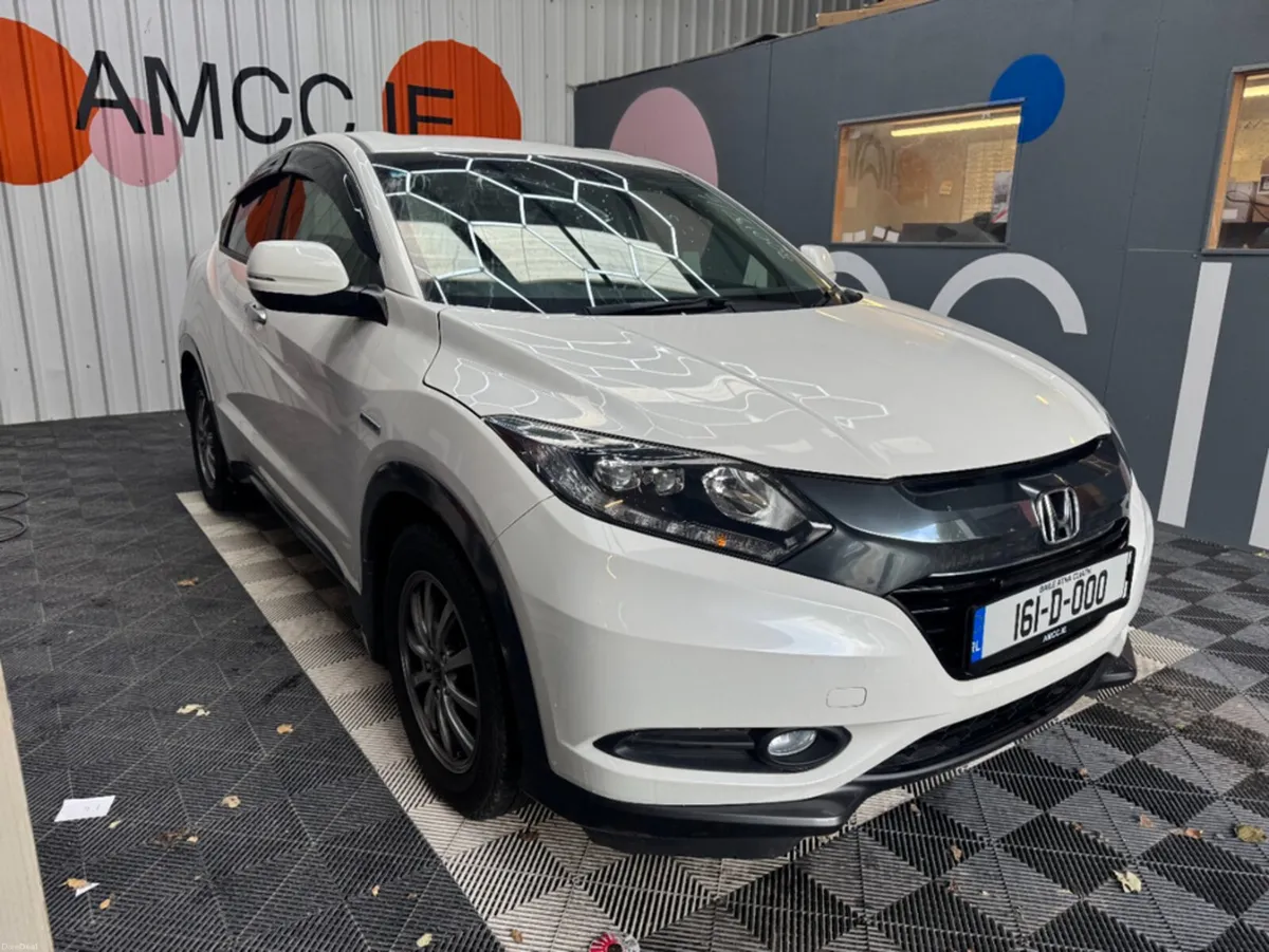Honda Vezel 2016 HONDA VEZEL HYBRID X 1.5 AUTOMATI - Image 1