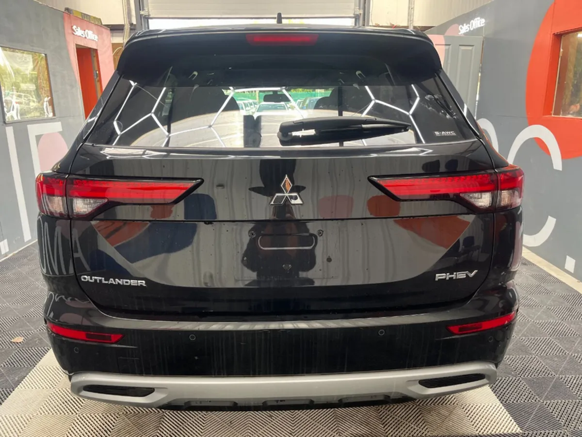 Mitsubishi Outlander 2024 MITSUBISHI OUTLANDER  PH - Image 4