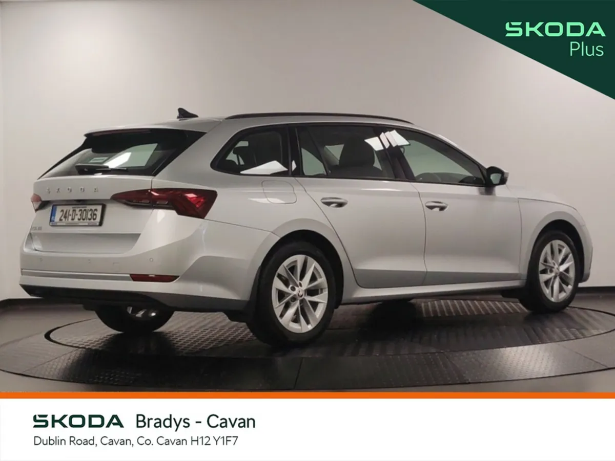 Skoda Octavia C AMBITION 2.0 TDI 1 - Image 3