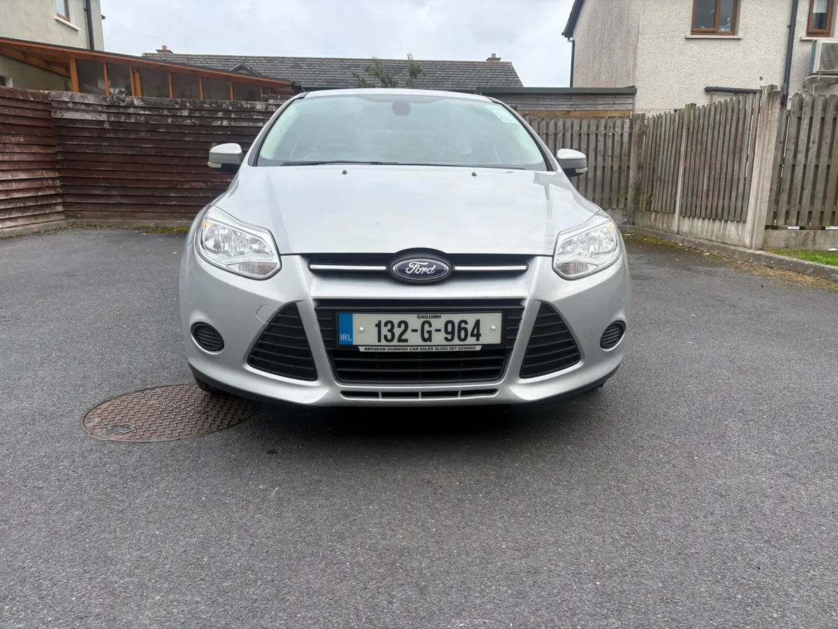 Ford Focus 2013 - Image 2