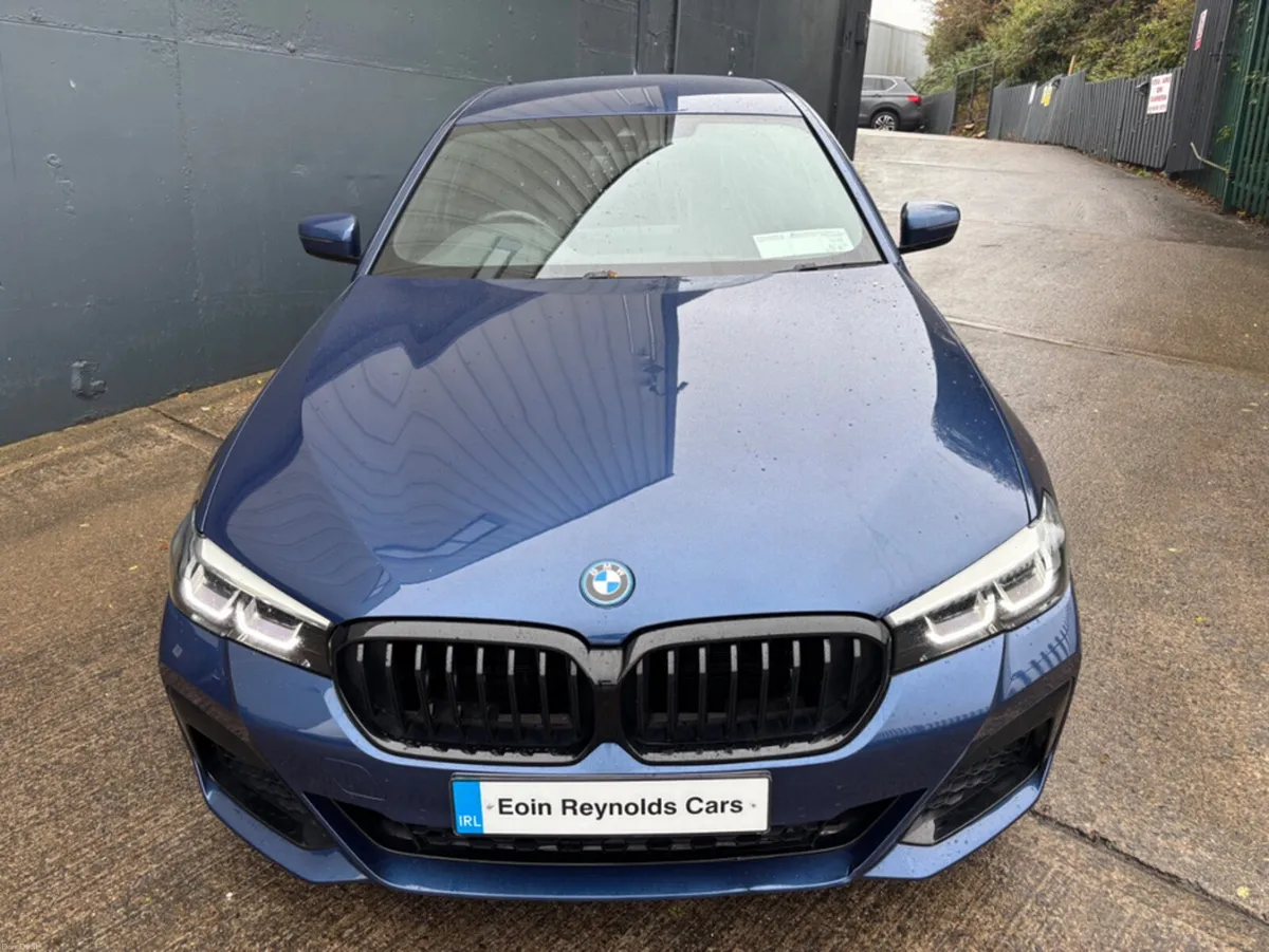 BMW 5-Series 530e M SPORT AUTO PHEV LOW KMS!!.. - Image 3