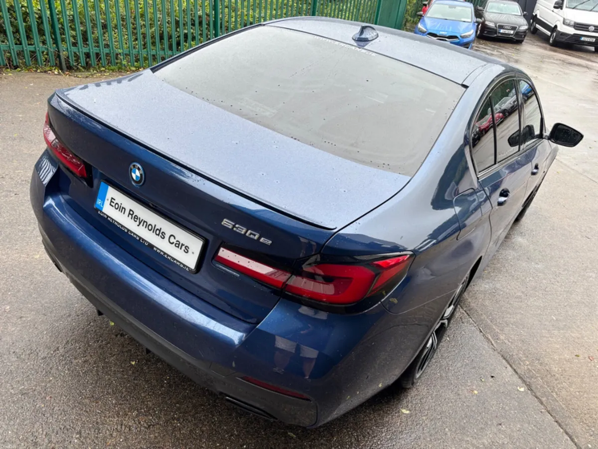 BMW 5-Series 530e M SPORT AUTO PHEV LOW KMS!!.. - Image 6