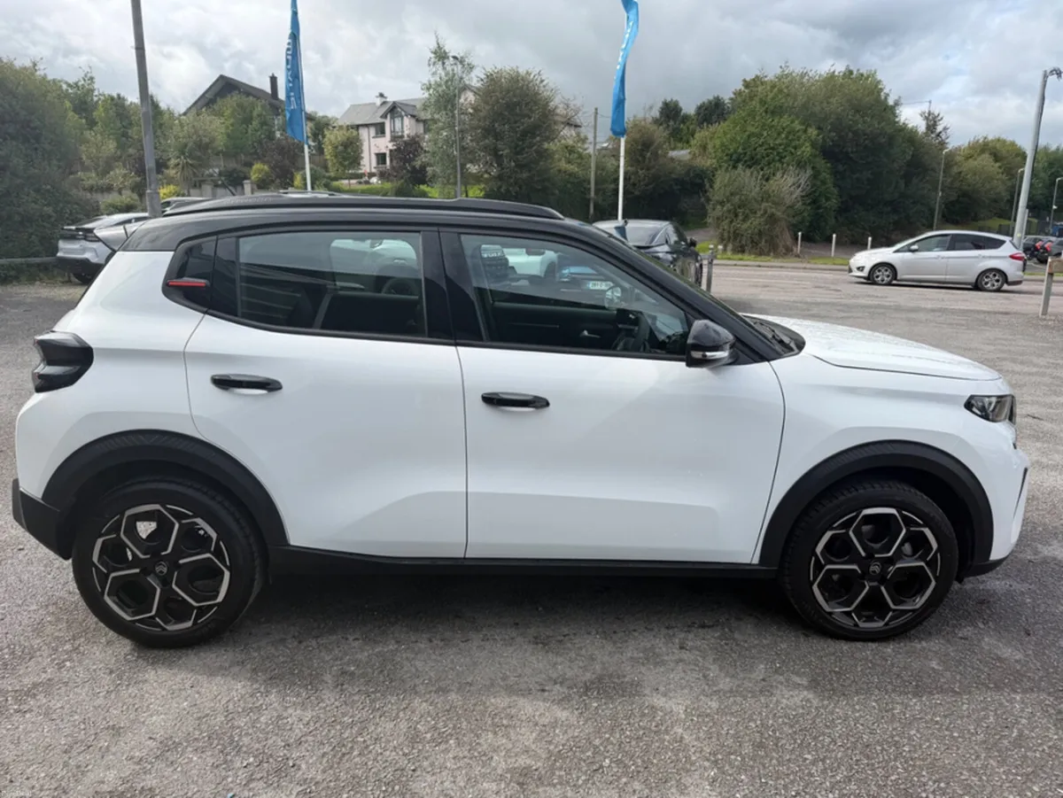 Citroen C3 PLUS PURETECH 100 MY30 4DR - Image 6