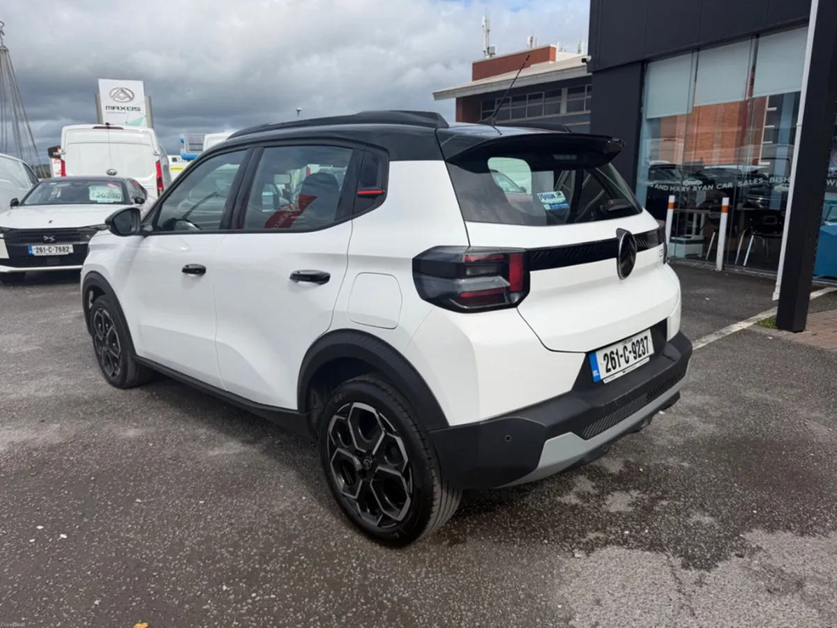 Citroen C3 PLUS PURETECH 100 MY30 4DR - Image 3