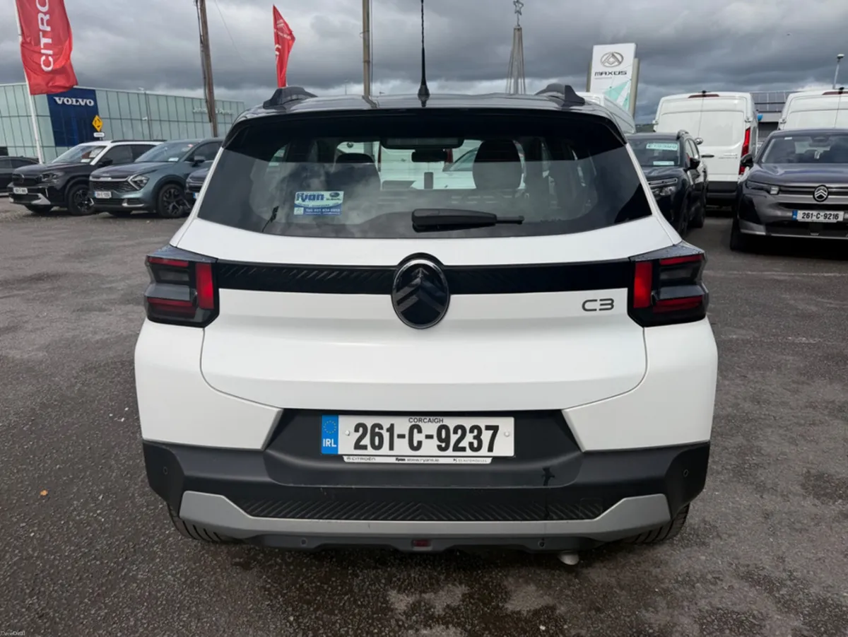 Citroen C3 PLUS PURETECH 100 MY30 4DR - Image 4