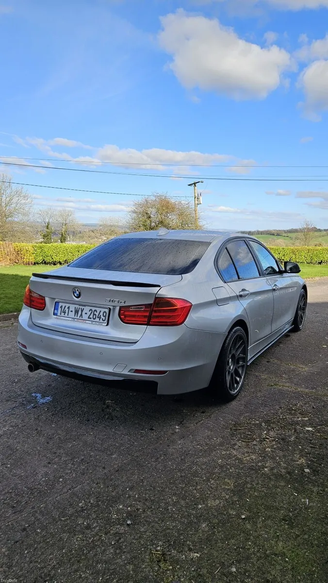 BMW 3-Series 2014 - Image 2