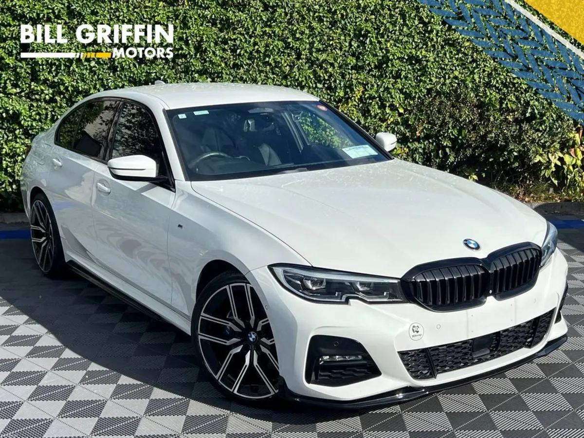 BMW 3-Series 330e M-SPORT COMPETITION 2.0 HYBRID / - Image 1