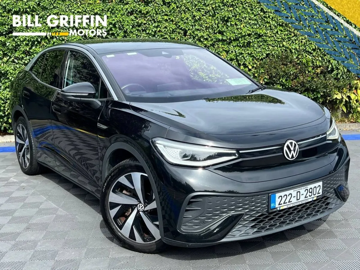 Volkswagen ID.5 PRO MAX 77KWH // PAN ROOF // HEADS - Image 1