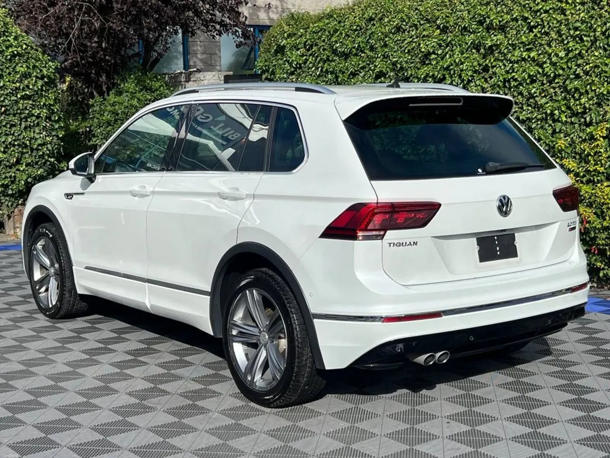 Volkswagen Tiguan R-LINE 4MOTION 2.0 TDI AUTO // 3 - Image 5