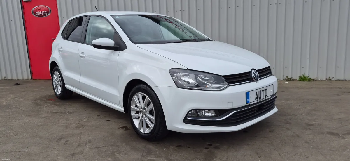 Volkswagen Polo auto 1.2 tsi dsg comfort low kms - Image 3