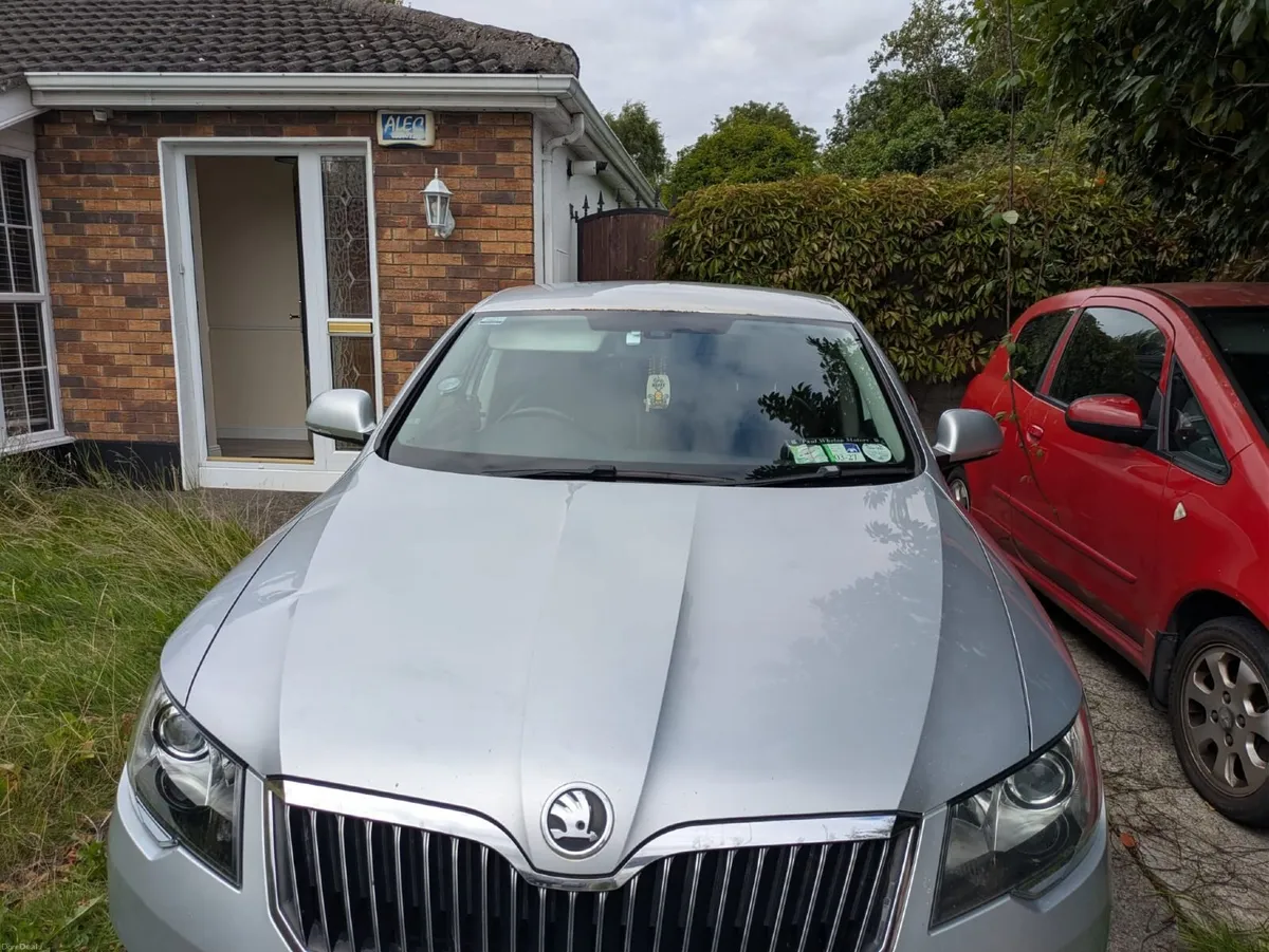 Skoda Superb 2.0L TDI 2014 - Image 4