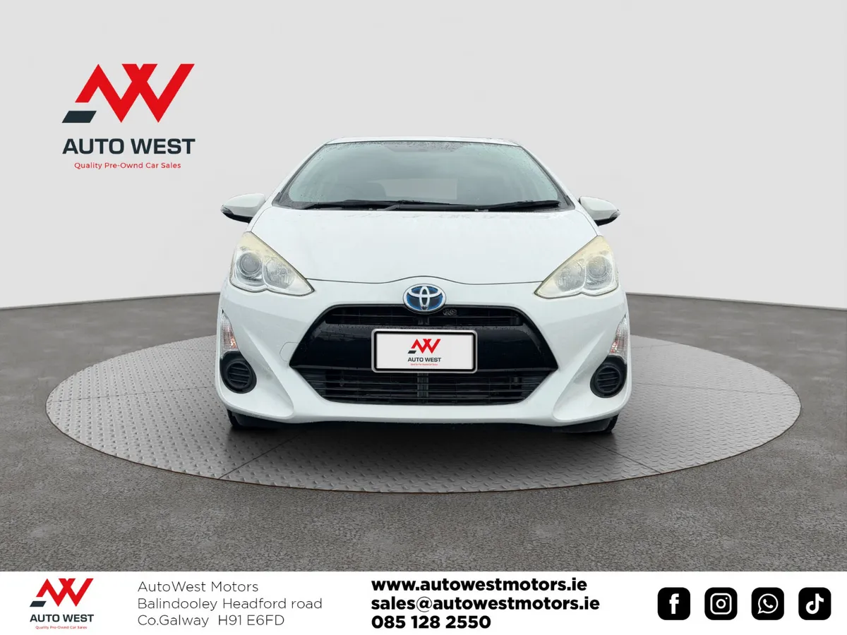 2015 Toyota Aqua Self Charging Hybrid Automatic - Image 2