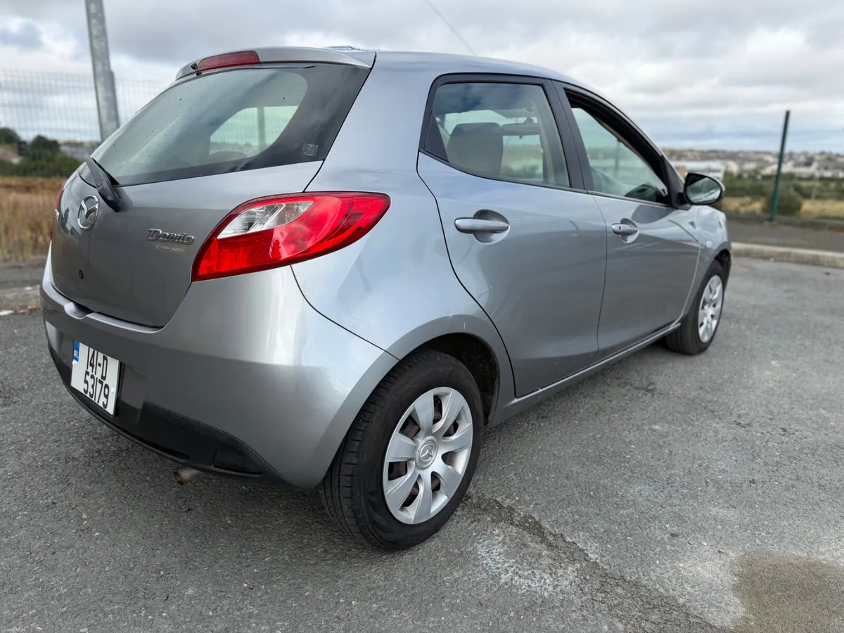 141 Mazda Demio Petrol 1.3 Automatic Fresh Import - Image 6
