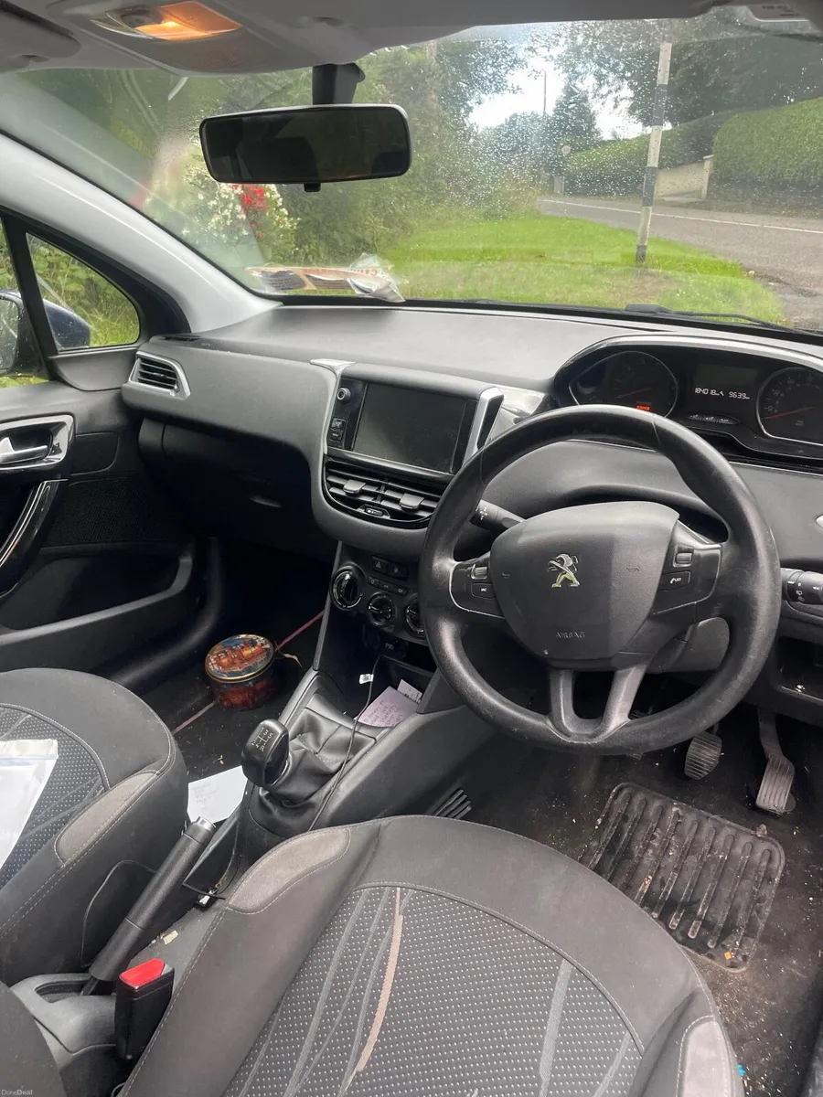 Peugeot 208 2014 - Image 2