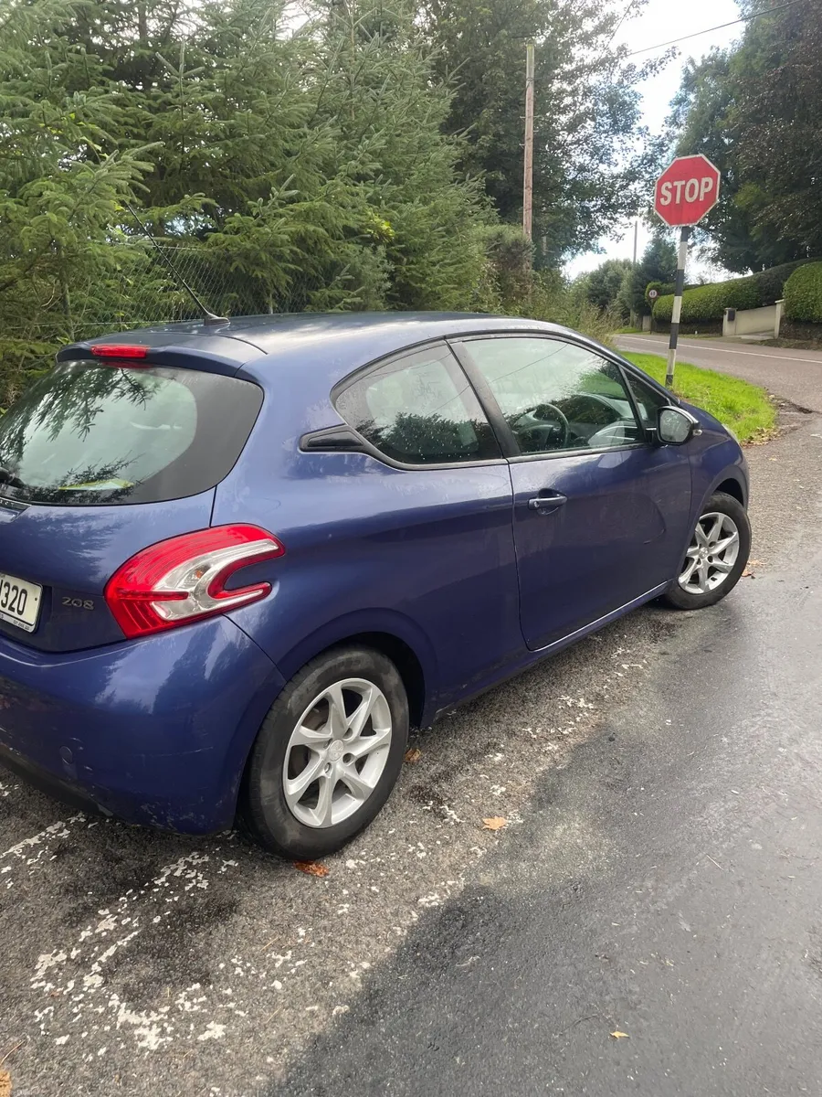 Peugeot 208 2014 - Image 3