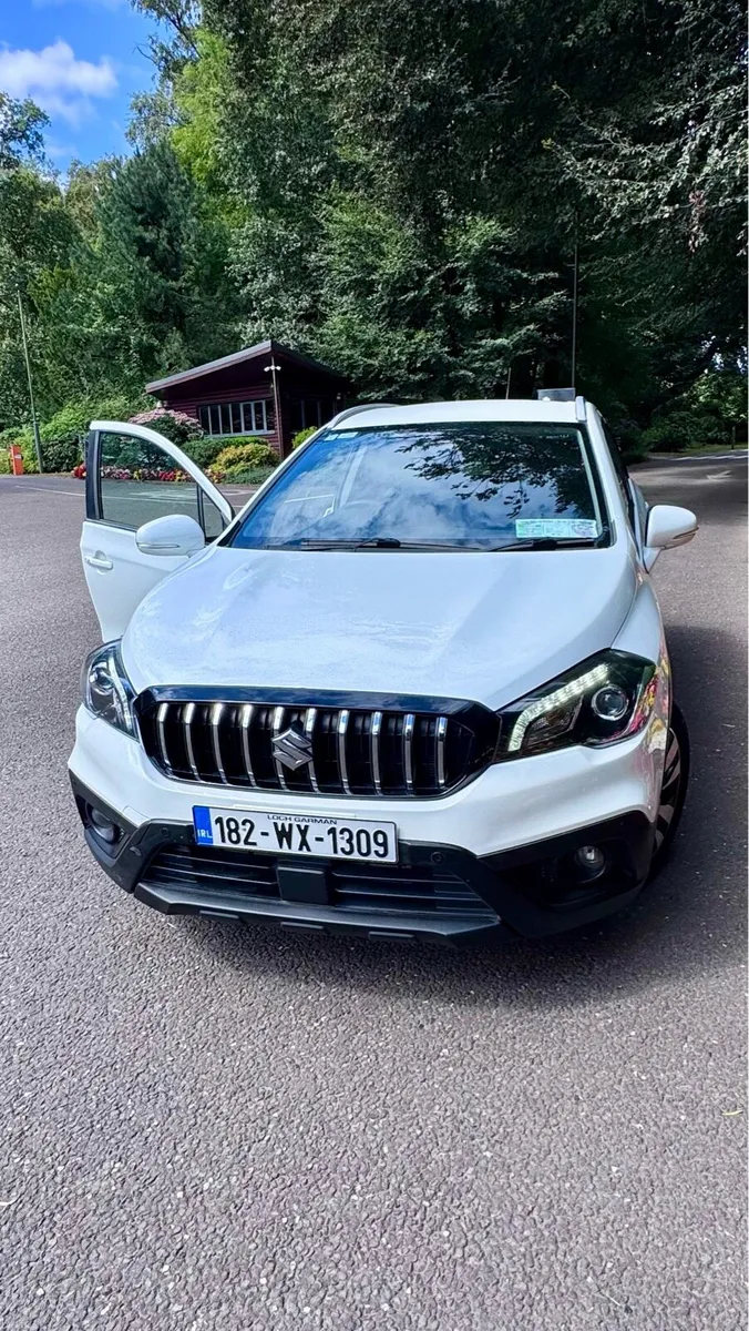 Car - Image 1