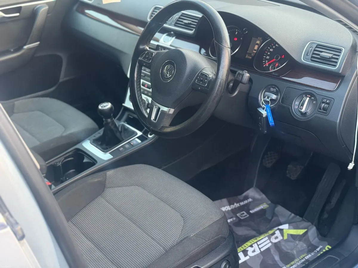2012 Volkswagen Passat - 1.6 TDI - 03/27 - Image 6
