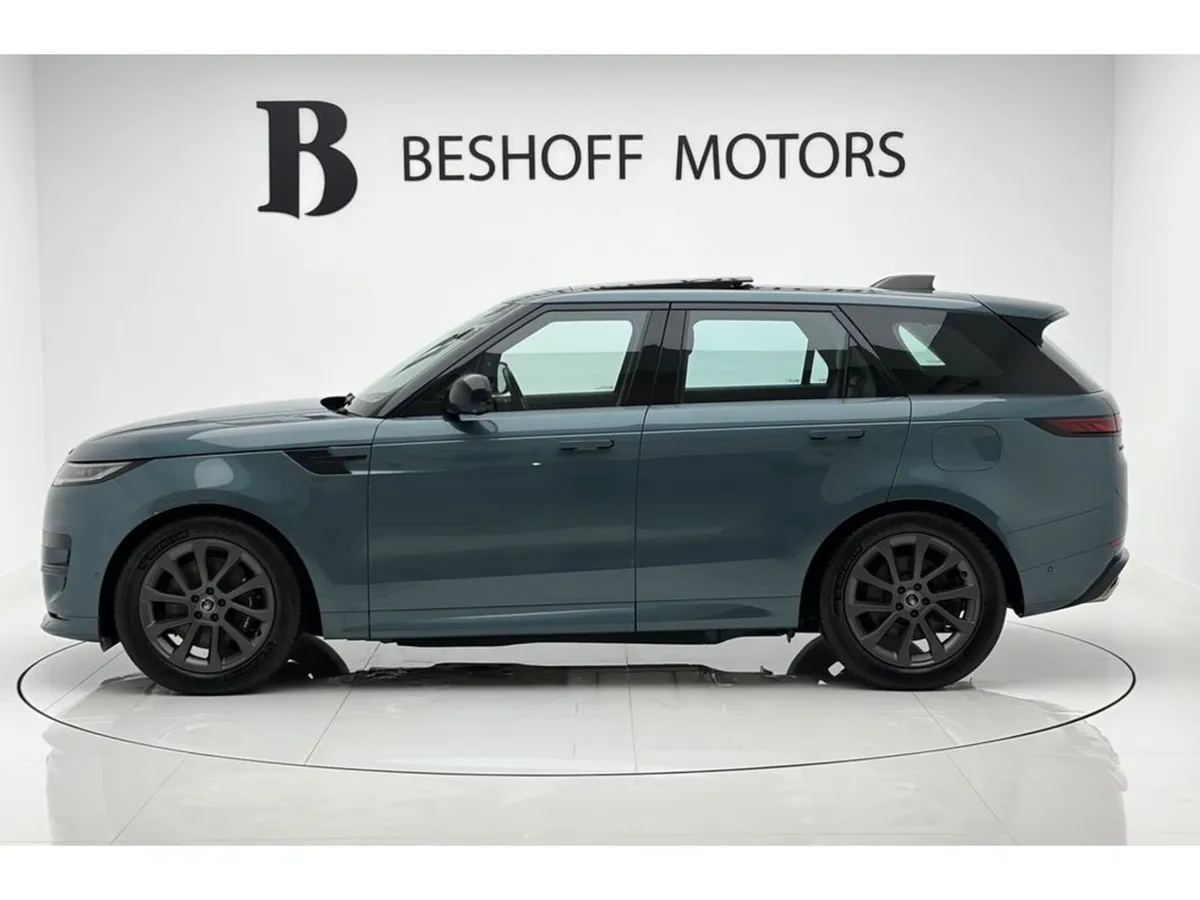 Land Rover Range Rover Sport P440e SE DYNAMIC=PAN - Image 2