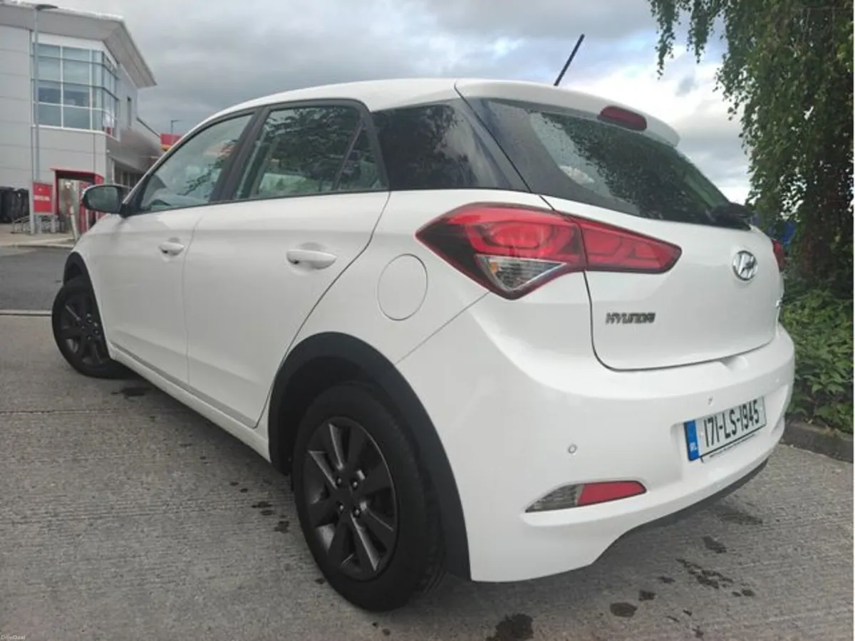 Hyundai i20 NEW NCT/NATIONAL WARRANTY - Image 4