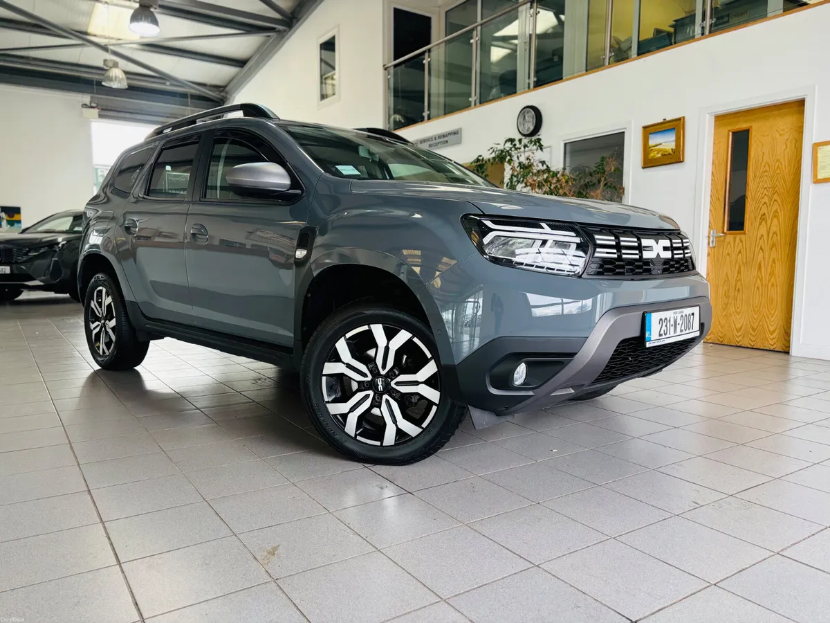 Dacia Duster 2023 - Image 1
