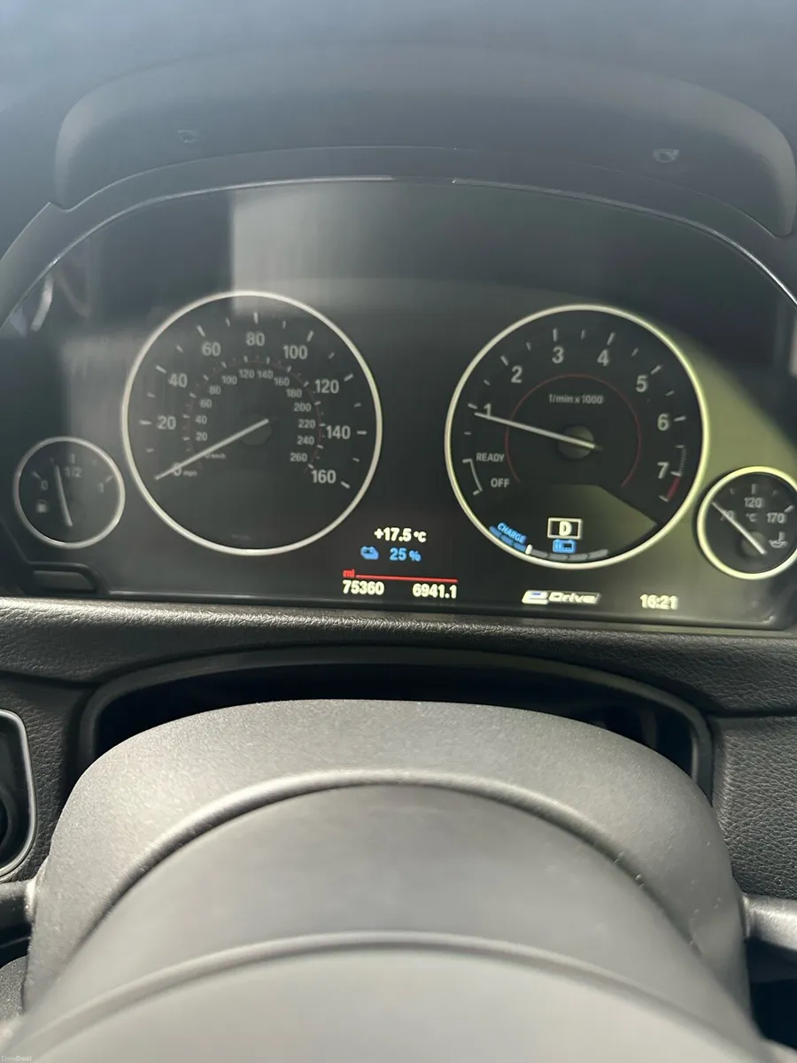 Car - Image 3