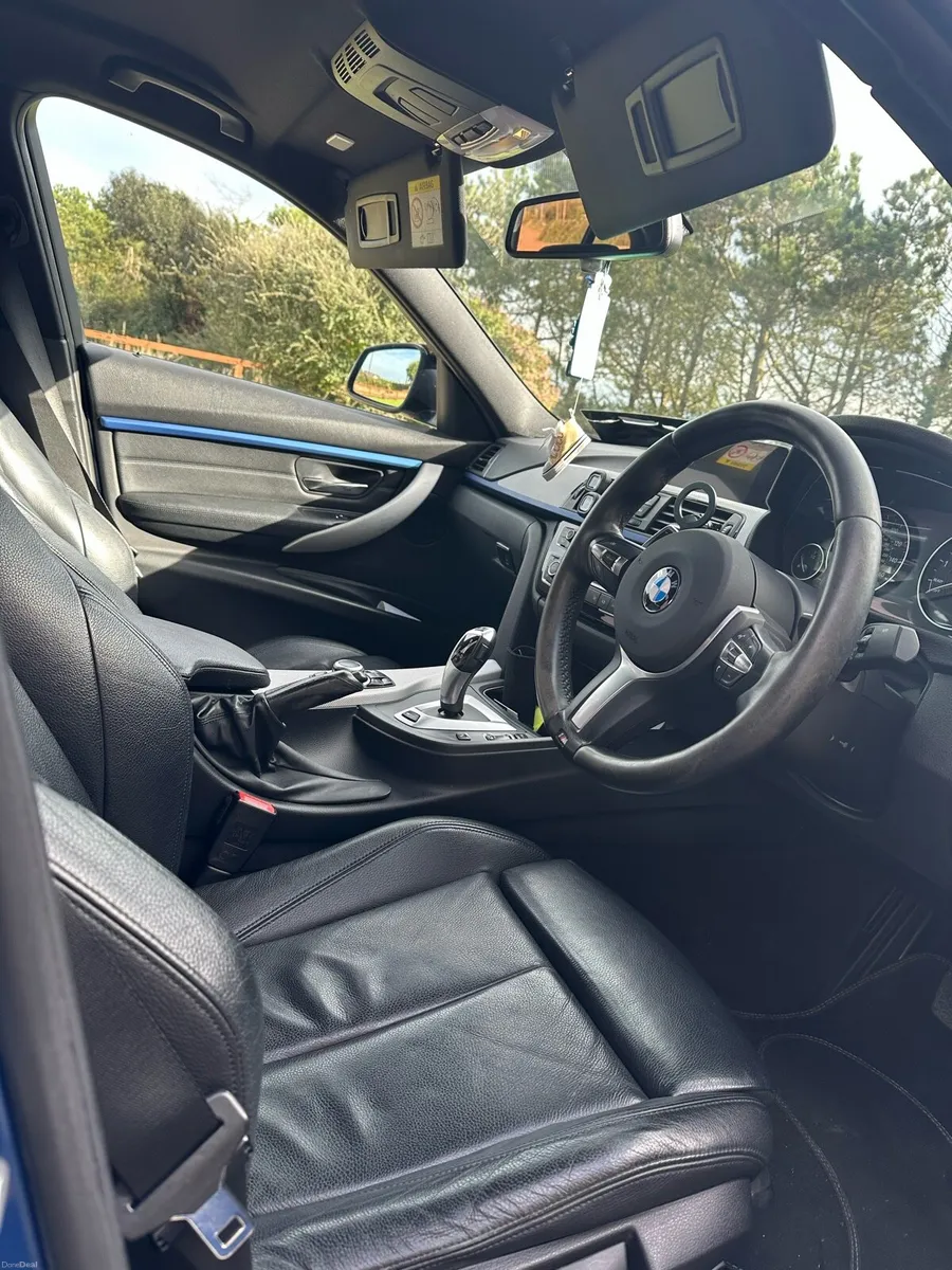 Car - Image 6