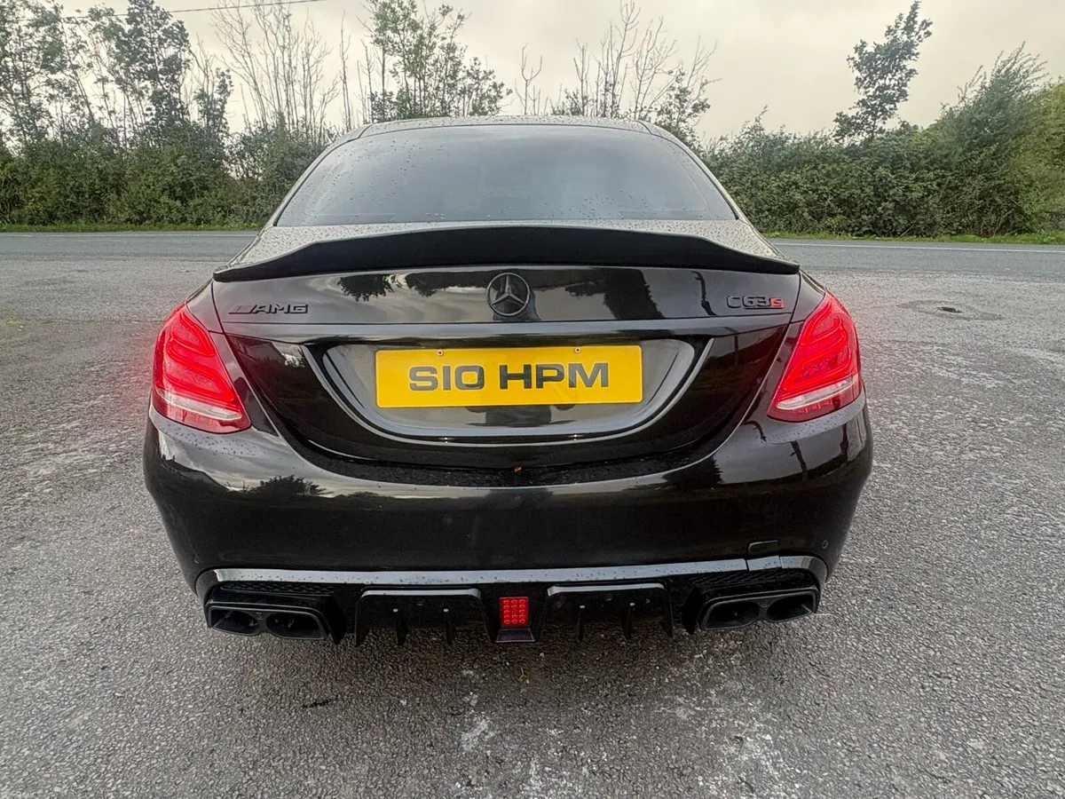 Mercedes C63 V8  AMG Bi Turbo 2017 - Image 5