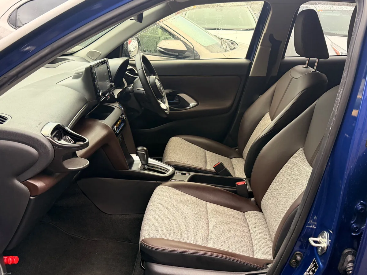 Toyota Yaris cross 2021 1.5 hybrid Automatic - Image 5