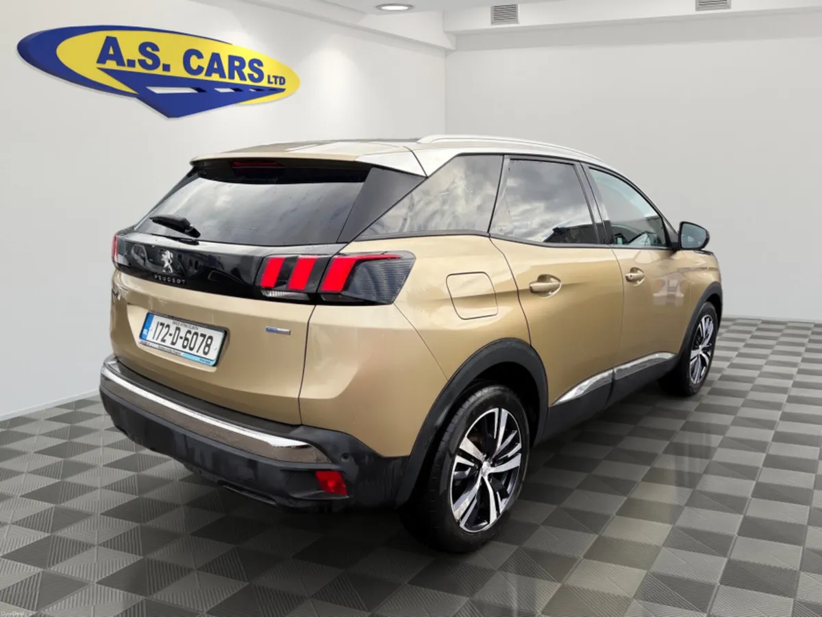 Peugeot 3008 ALLURE 1.2 ** TOP SPEC LOW MILEAGE IR - Image 6