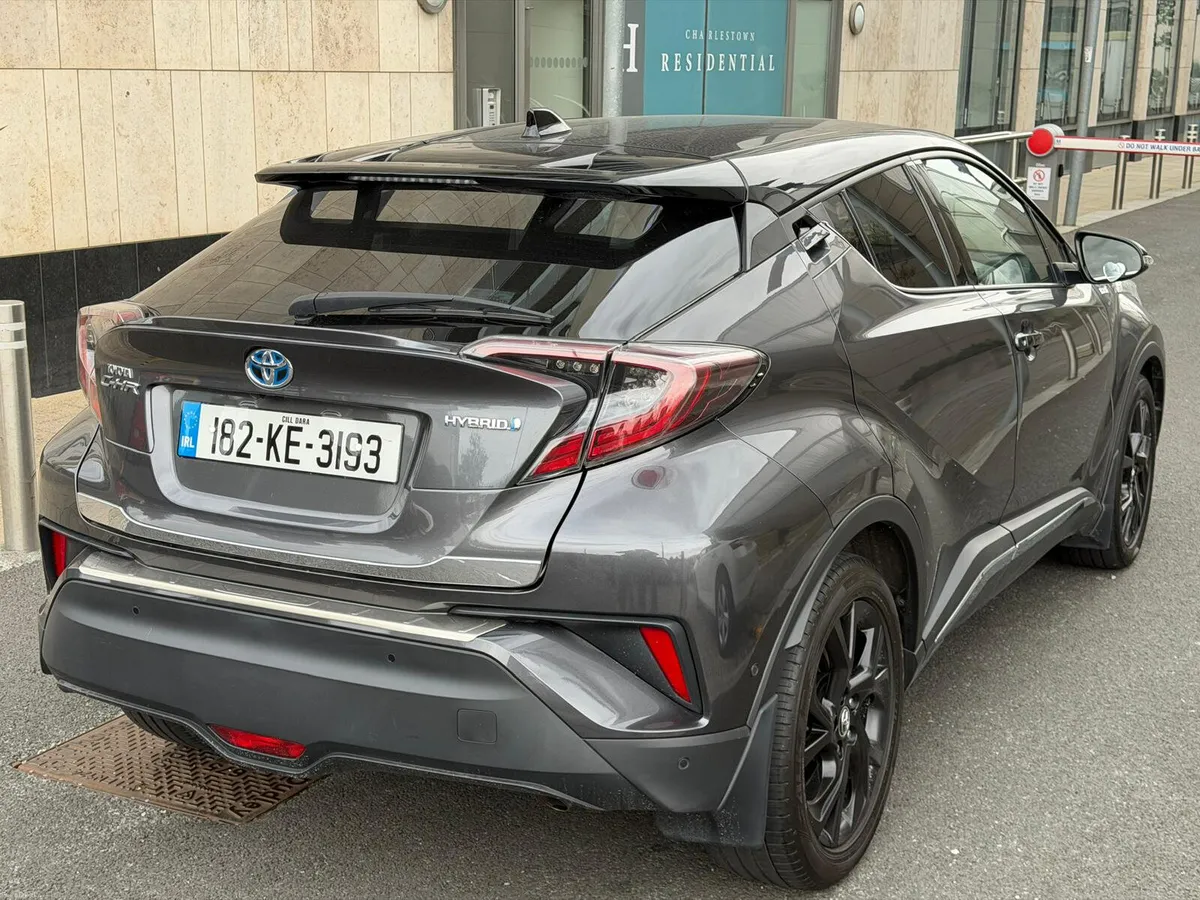 Toyota C-HR 1.8 Hybrid- Auto-Luna Edition - Image 5