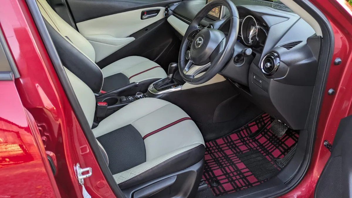 Immaculate Mazda 2 Leather 1.3 Petrol Auto, 2015 - Image 3