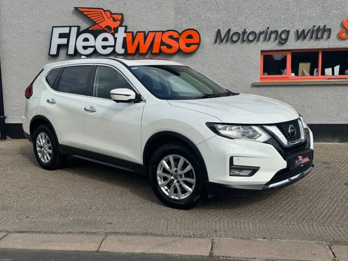 1.7 dCi Acenta Premium SUV 5dr Diesel Manual Euro - Image 1