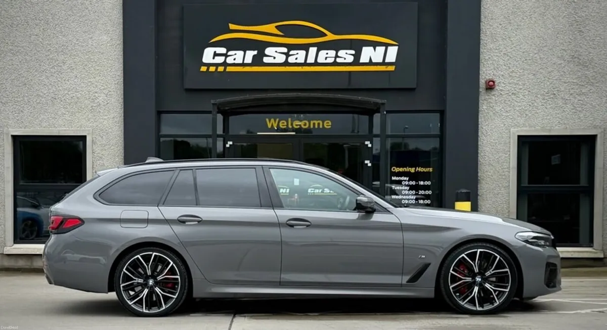 2.0 520d MHT M Sport Touring 5dr Diesel Hybrid Ste - Image 3