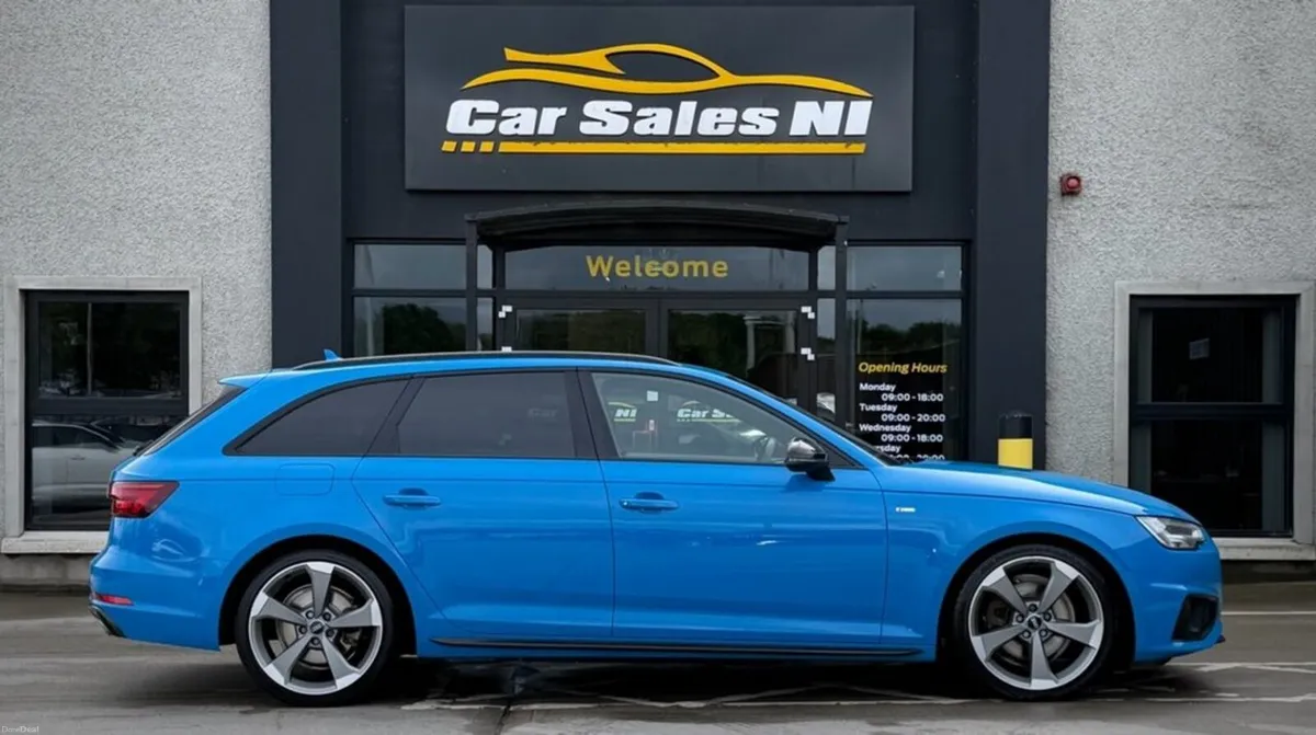 2.0 TFSI 40 Black Edition Estate 5dr Petrol S Tron - Image 3
