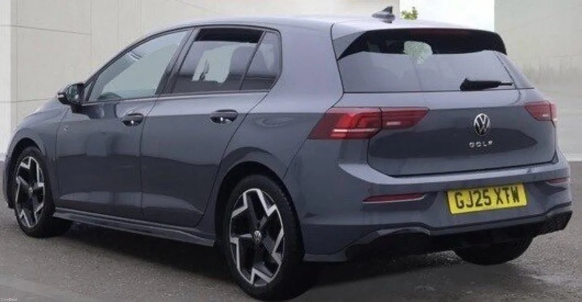 1.5 TSI R-Line Hatchback 5dr Petrol Manual Euro 6 - Image 3