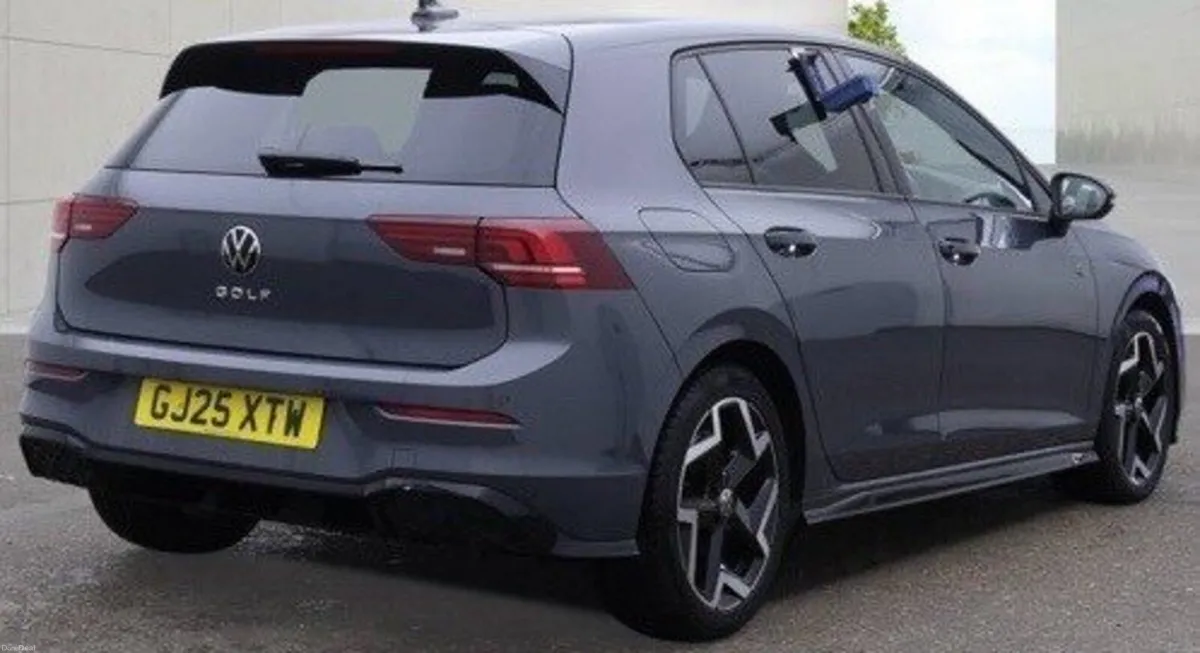 1.5 TSI R-Line Hatchback 5dr Petrol Manual Euro 6 - Image 4